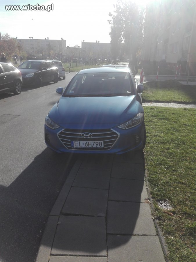 Tak łodziami parkują ...chamstwo
