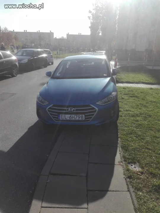 Tak łodziami parkują ...chamstwo