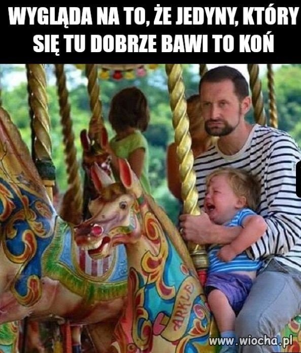 Jest karuzel.