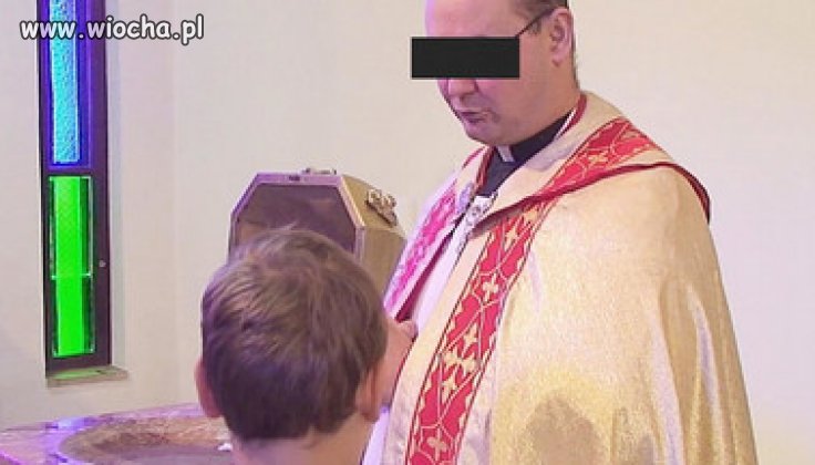 To on bił dzieci kablem i poniżał