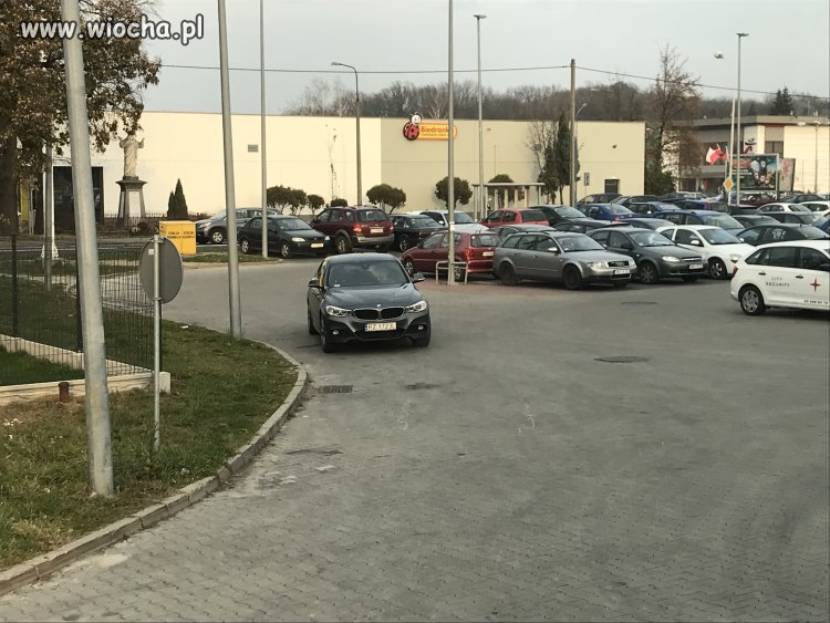 Marka zobowiązuje 