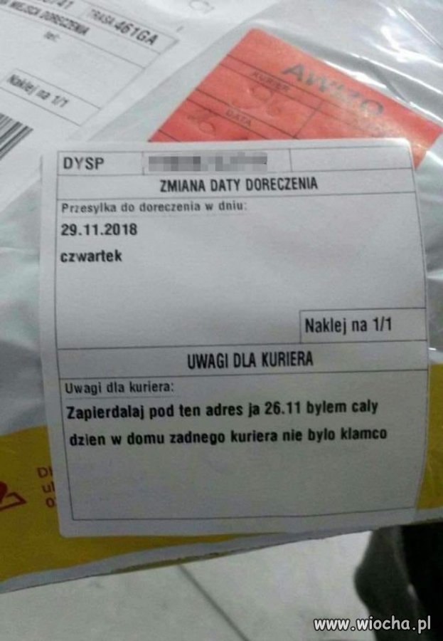 Doręczyciel złapany na gorącym 