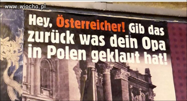 Plakaty rozwieszane w Warszawie