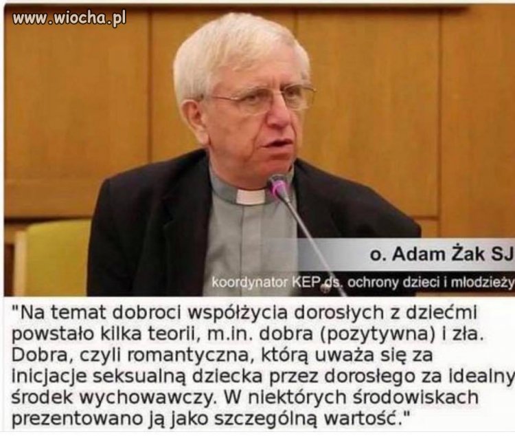 Nóż się w kieszeni otwiera. 