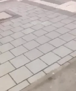 Zaparkował w "podziemnym parkingu"