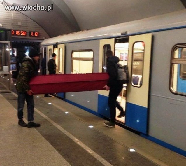 Przenośna kuszetka