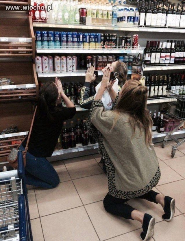 Święty dżinie zrób z nas dzis pijane świnie 