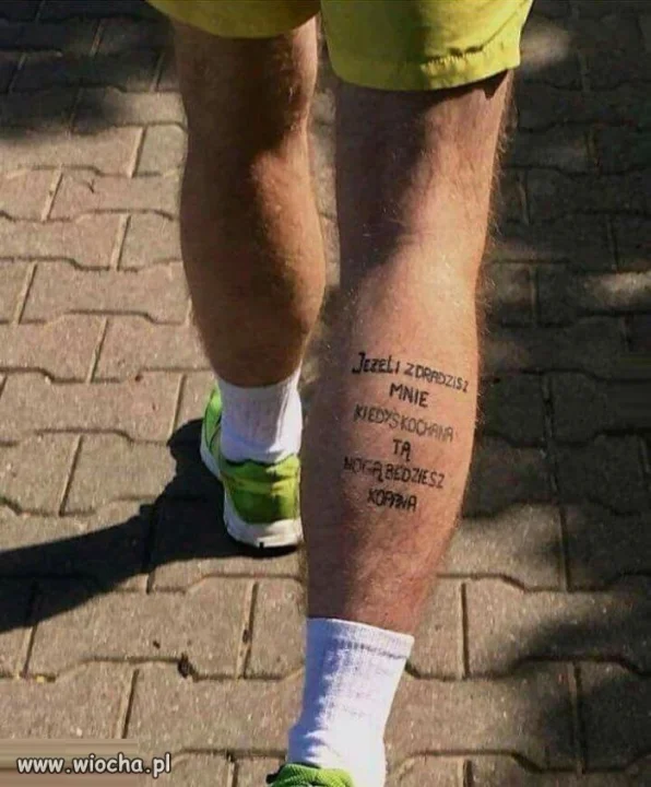 Tatuaż z przekazem.