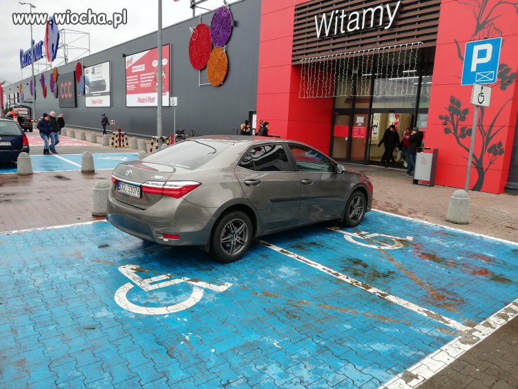 Głogów Carrefour 