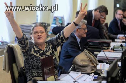 Podobno odchodzi z polityki.oby to była prawda