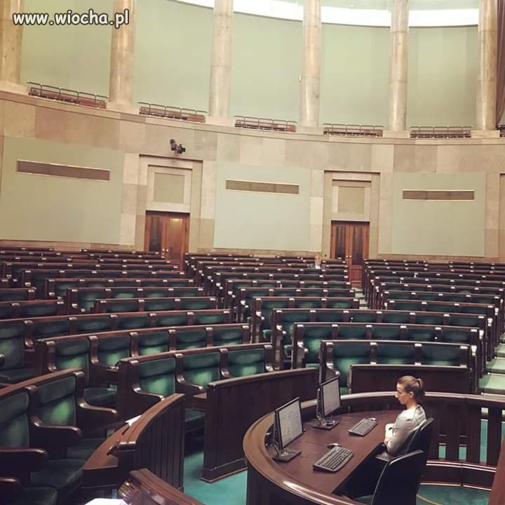 Słownie jeden posel PiS