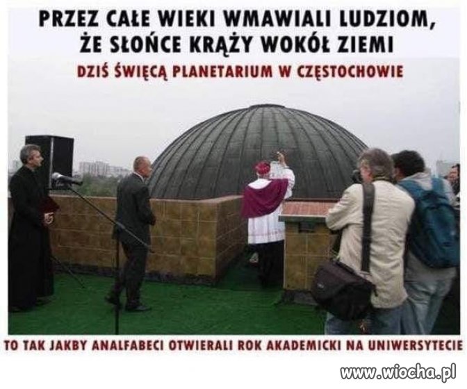 Słońce krąży wokół Ziemi