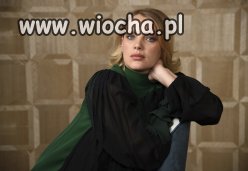 Co się stało,że tej pani pełno w necie ?