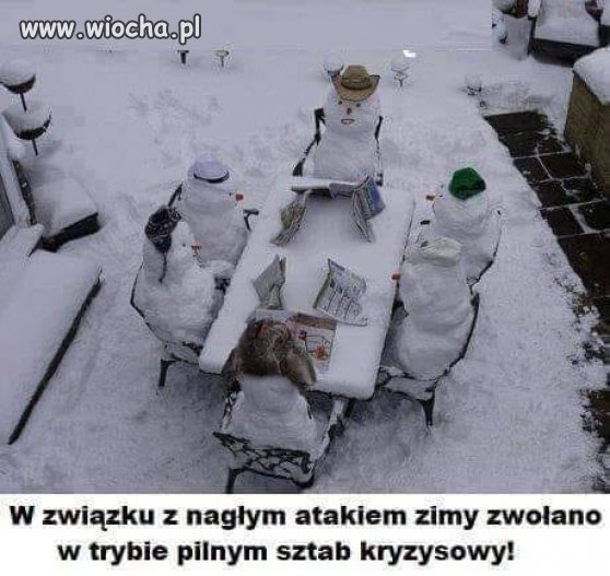  Eksperci z PiS prowadzą naradę 