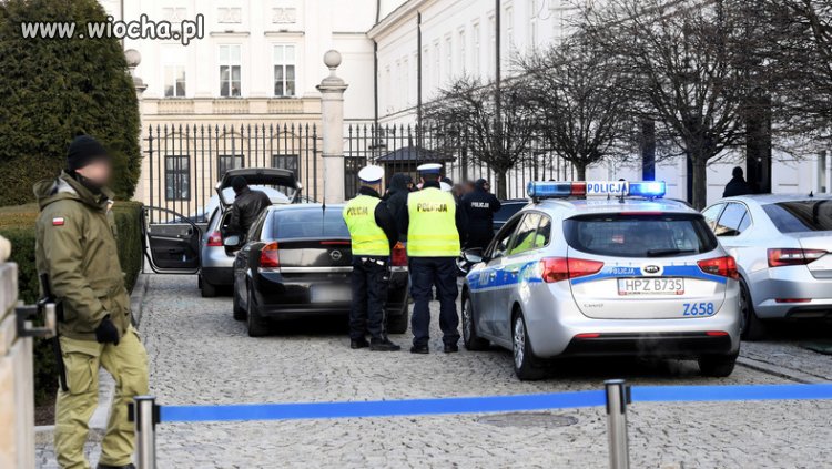 Próbował sforsować bramę Pałacu Prezydenckiego