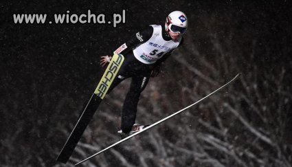 Kamil Stoch przeskoczył skocznie i był drugi!