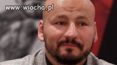 Ratownicy zwieźli ze Śnieżki Szpilkę i jego psa