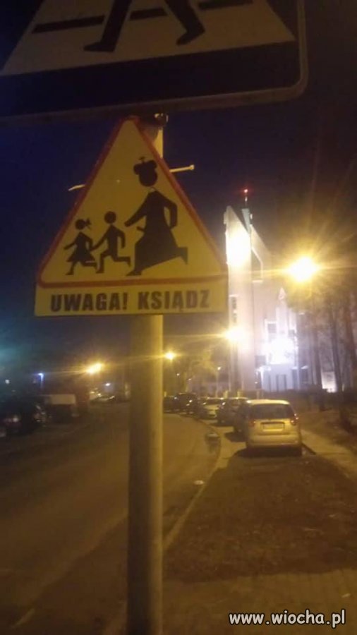 Nowe znaki przy każdym kościele