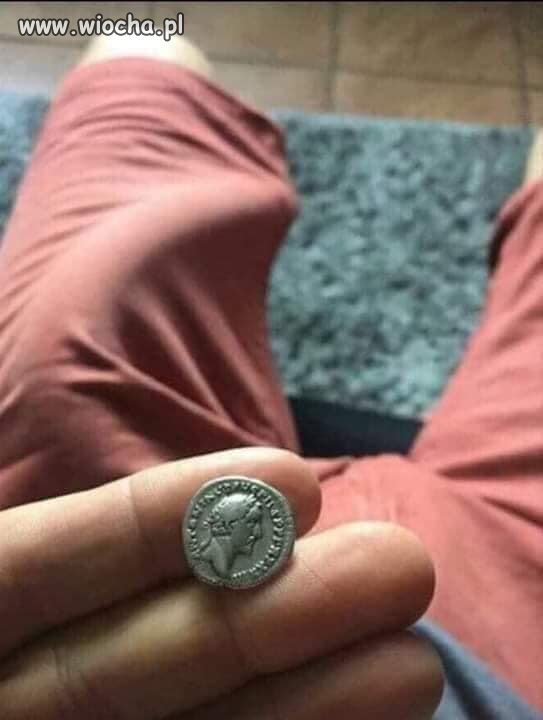 Ktoś wie może co to za moneta???