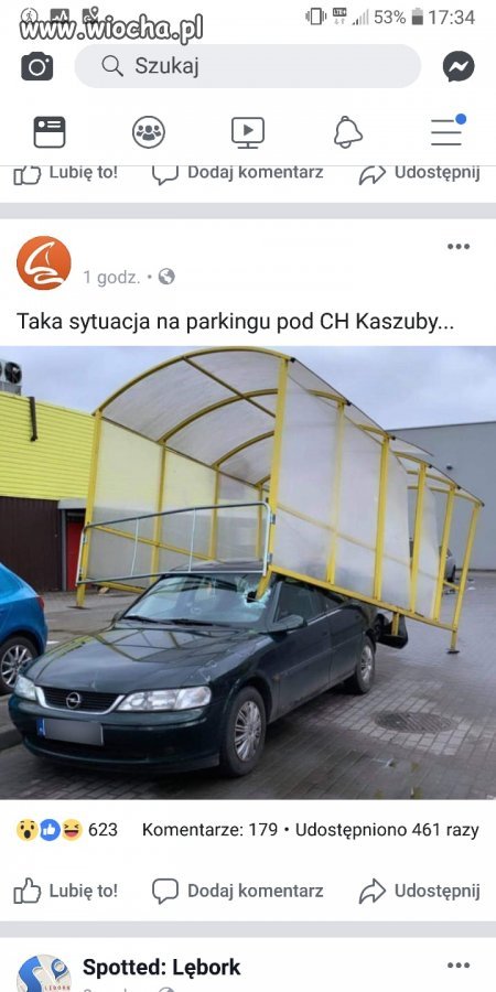 Samochód schował się przed wiatrem