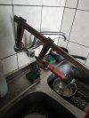 Yuri pomysłowy hydraulik