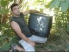 Na spacerze z telewizorem