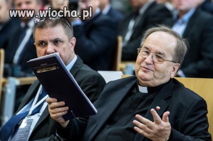 4,3 mln zł z 1% od podatku dla Rydzyka.