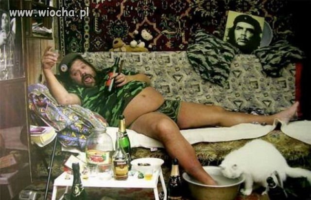 Serbski partyzant odpoczywa.