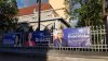 A dziecięce buciki przeszkadzały panom w sukienkach 