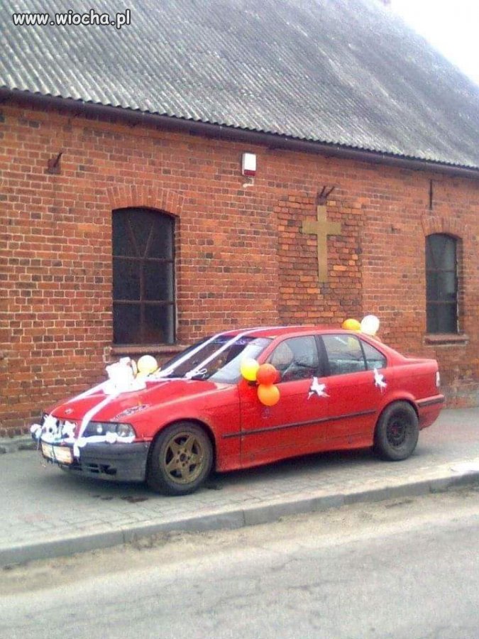 Młody dziś wiezie kolegę do ślubu 