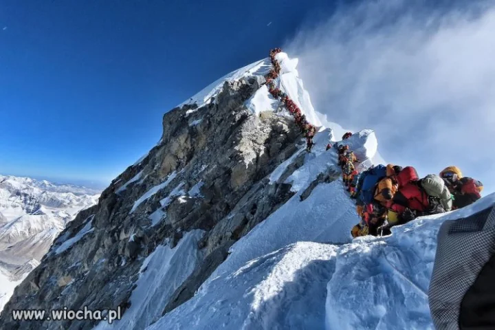 Everest - Panie zajmiesz mi pan kolejkę?..