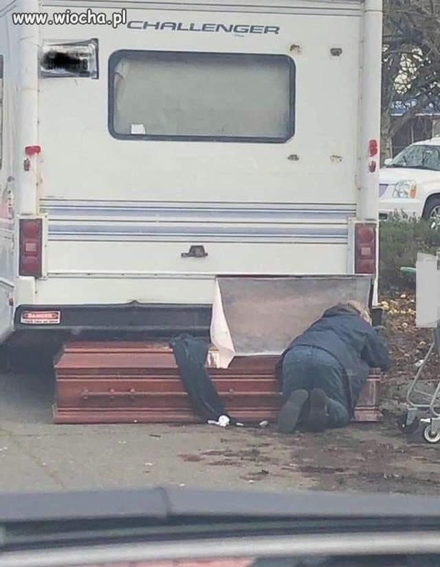 Panie Prezesie jest pan tu ?