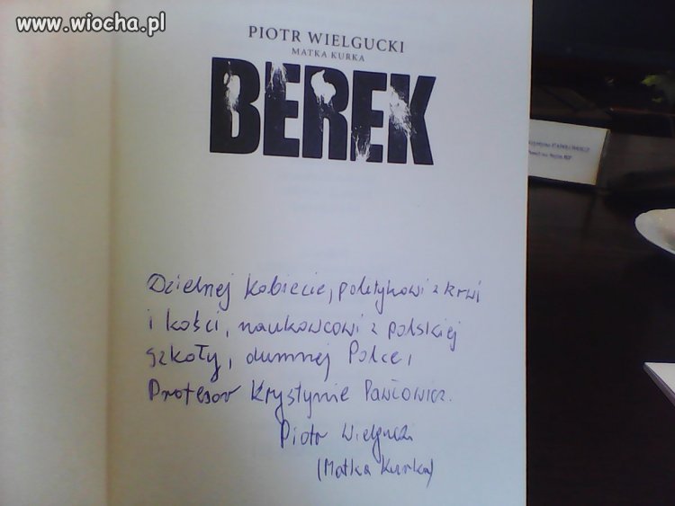 W uznaniu specjalnych zasług