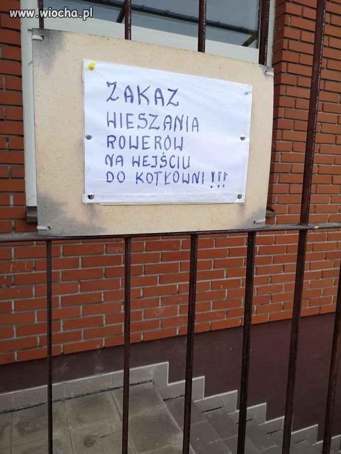 No i się powiesił