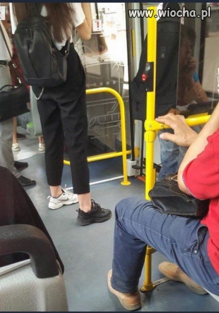 Cosik modnisi się pomyliło