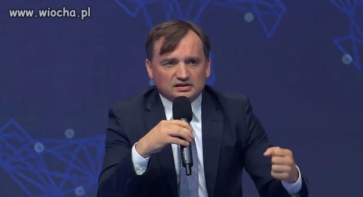 W ząbek czesany