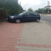 Zaparkował