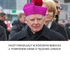 Facet w różowym bereciku