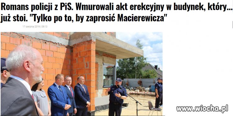 Macierewicz z ...erekcją