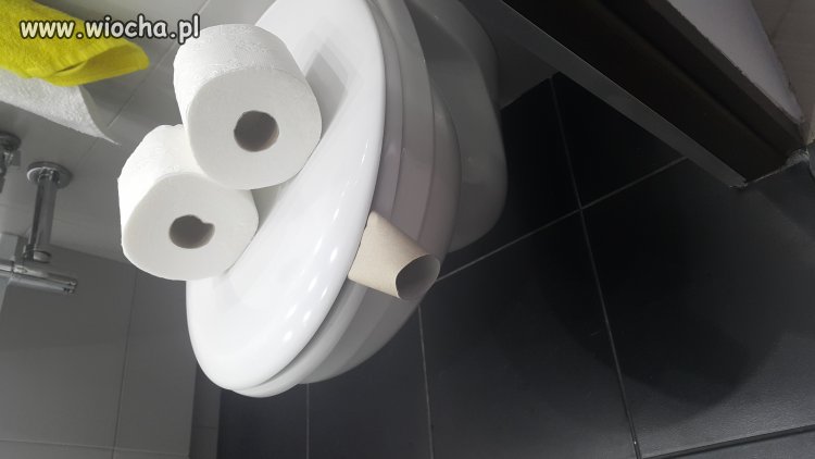 Idziesz do kibela, a tu...