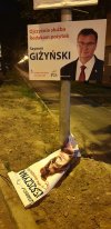 Tak jakby tych słupów