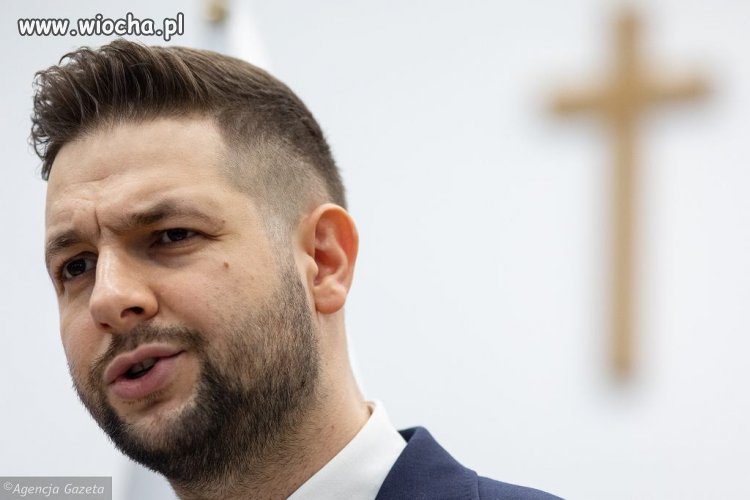 No i stało się jaki dał głos