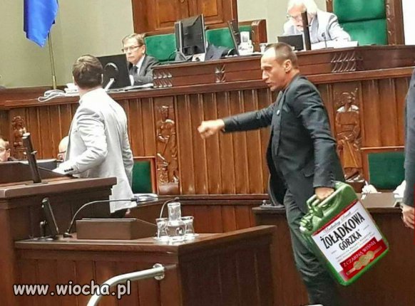 Na trzeźwo nie da się tego oglądać 