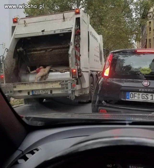Zerwał z nią