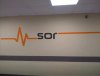 Logotyp SOR-u idealnie oddający...