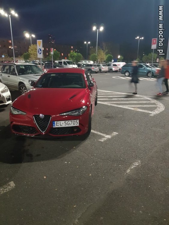 Wiocha zajechała do miasta