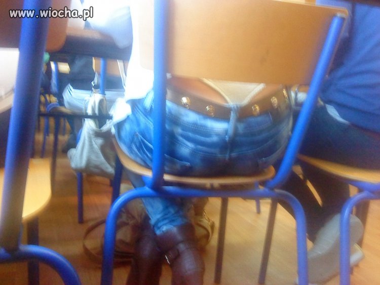 Stringi w szkole