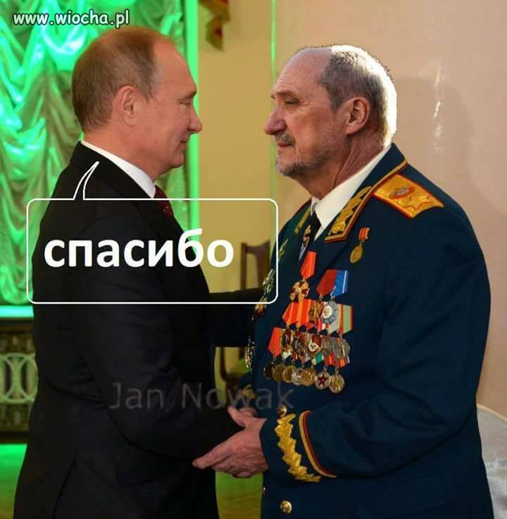 Chichot historii