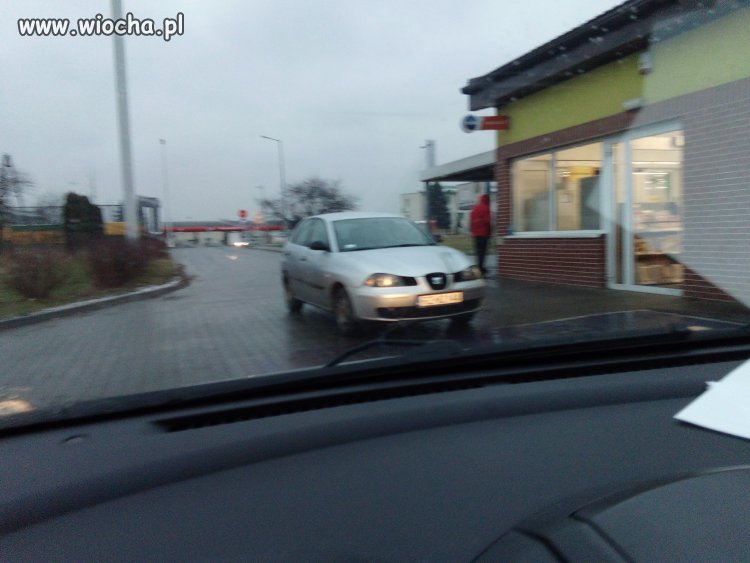 Parkowanie na drodze pożarowej