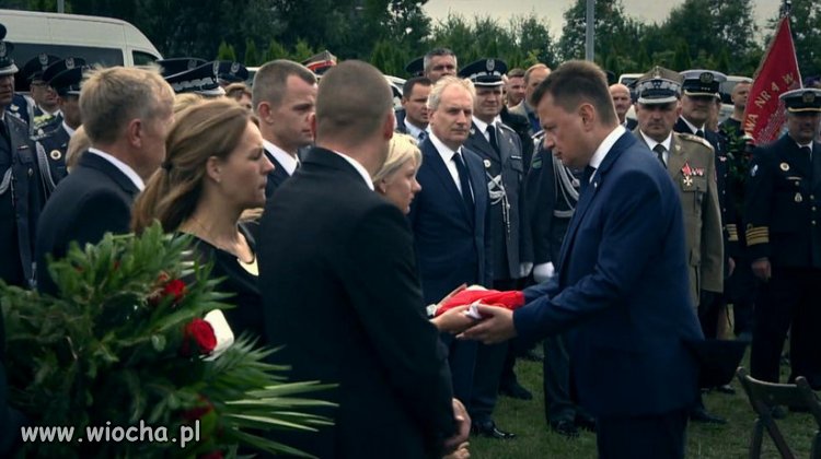 Obiecywali pomoc rodzinie zmarłego pilota.